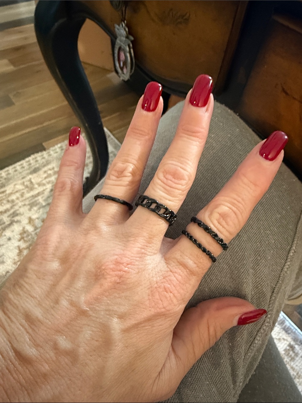 Black Stackable Chain Rings - Sleek Minimalist Set - Picture 2 of 2